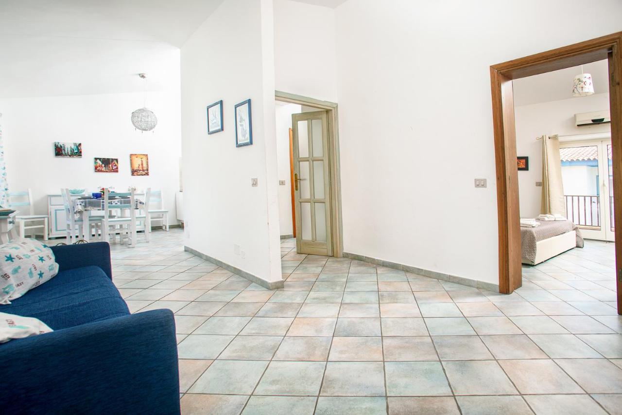 Appartamenti Lungoni Santa Teresa Gallura Exterior photo